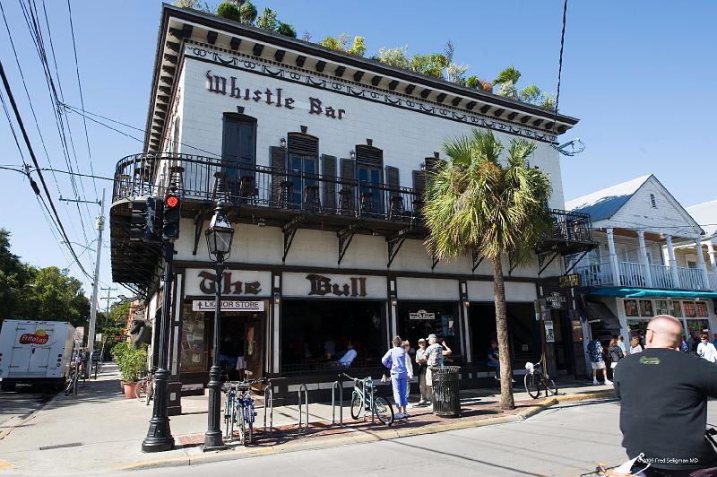 20090204_110057 D3 P1 5100x3400 srgb.jpg - One of several bars in Key West